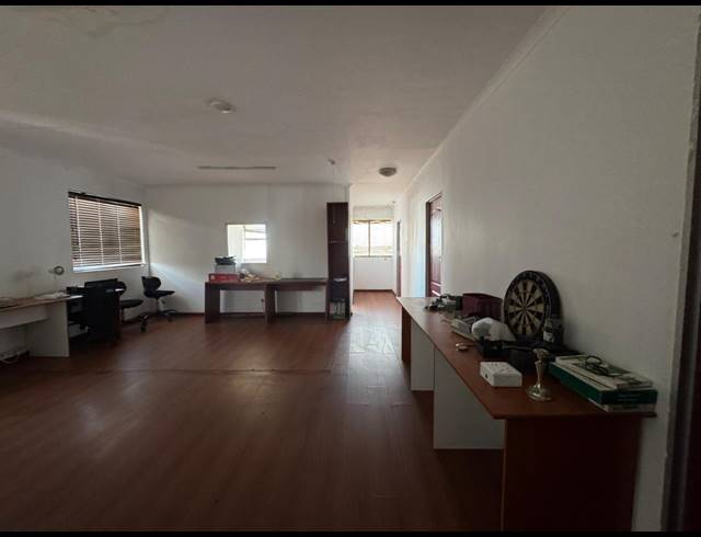 6 BEDROOM FREEHOLD FOR SALE IN TUSCANY GLEN